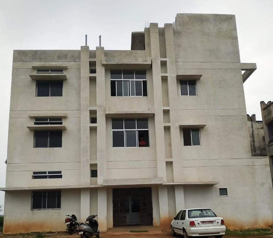 https://cache.careers360.mobi/media/colleges/social-media/media-gallery/12455/2022/7/12/Staff quarters of Chhattisgarh Ayurved Medical College Rajnandgaon_Others.png